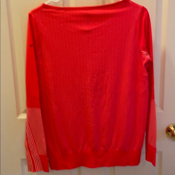 Nike Epic Knit Seamless Dri Fit Long Sleeve Top - Picture 3 of 4
